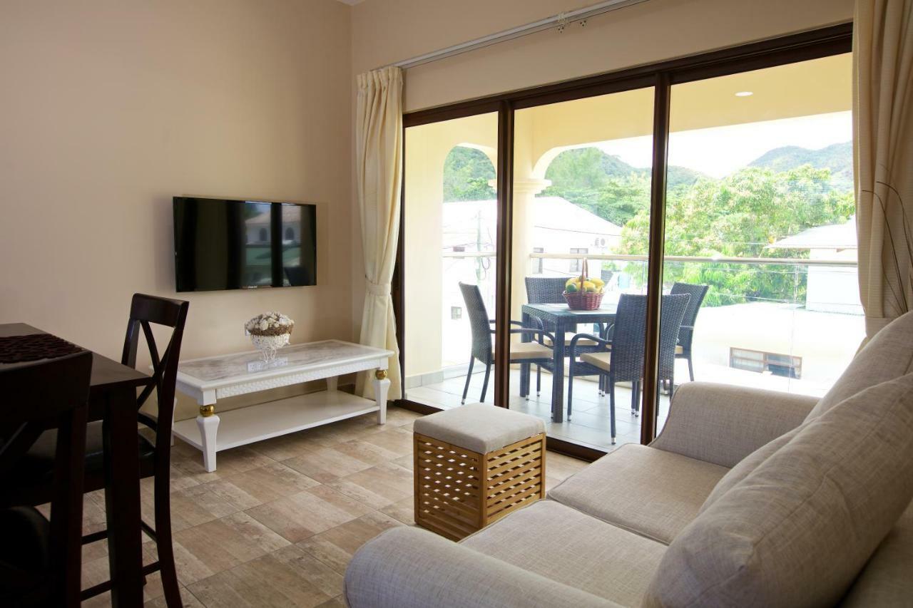 Stone Self Catering Apartment Гранд Анс Екстериор снимка